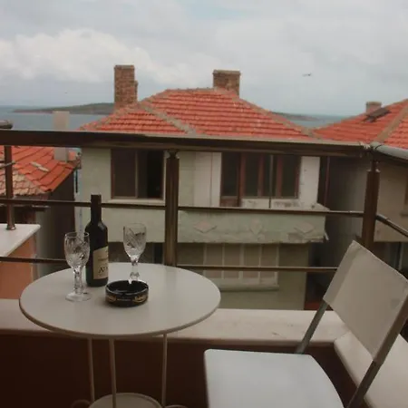 Отель Family Emilia Созополь