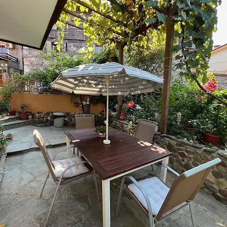 Family Emilia 3* Созополь