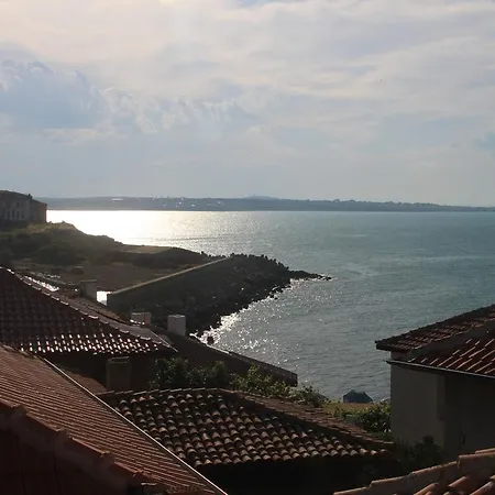 Family Emilia 3* Sozopol